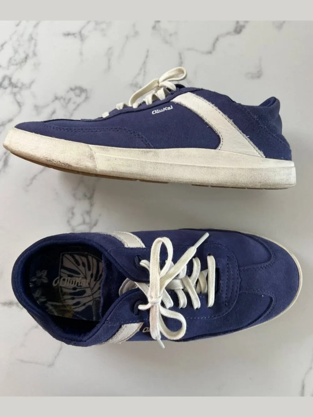 OluKai Ha'upu Court Sneaker - Navy / Off-White - Size 6.5
